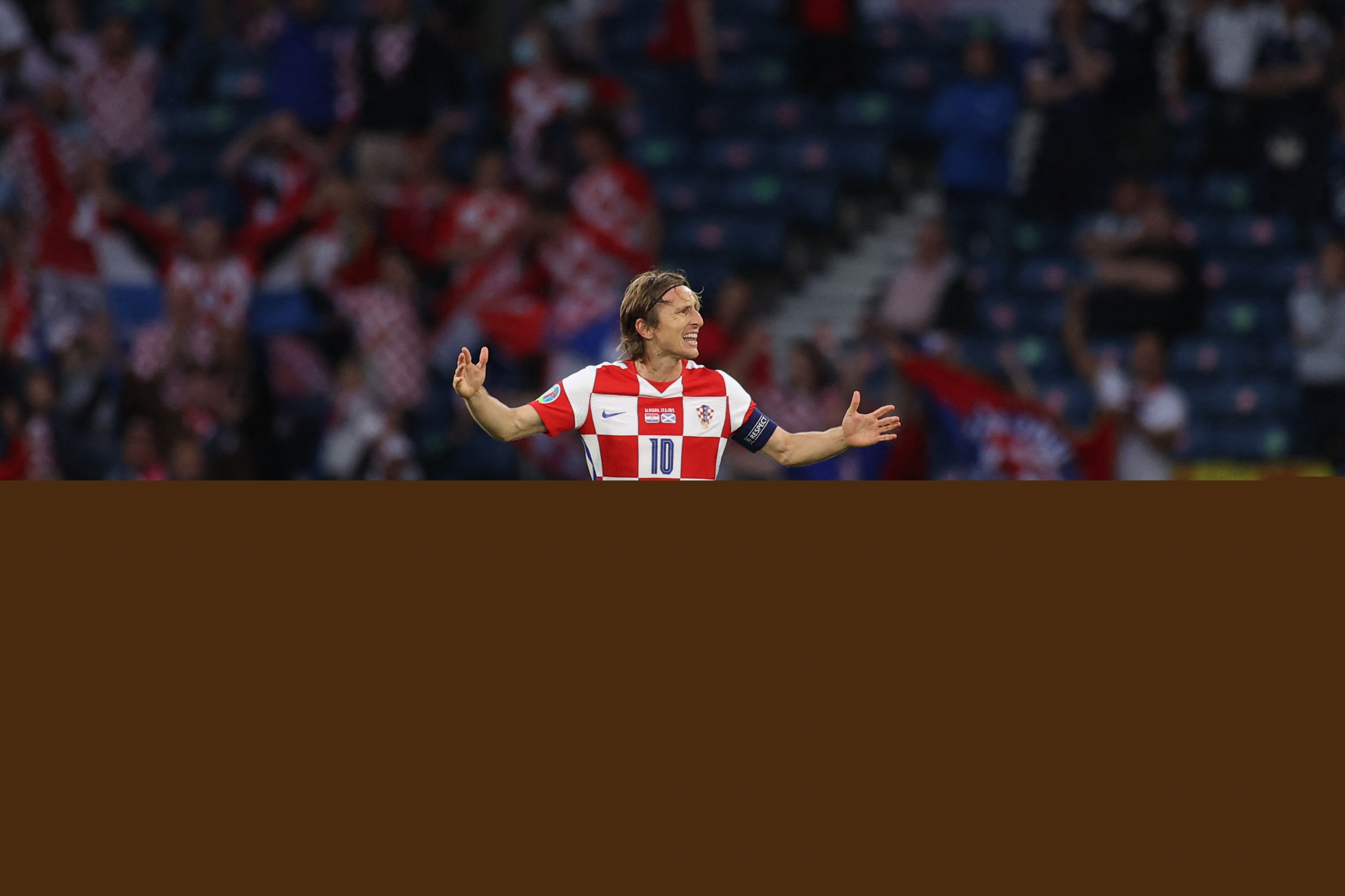 布朗：C罗不需要通过世界杯来证明什么，但大家希望看他捧杯