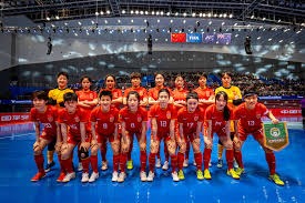 TGA会场外出现两位游戏CEO＂通缉令＂! 巨额引玩家猜测